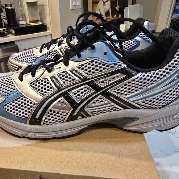 ASICS Gel-1130 Black Blue Silver 1203A786-020 Men's Size 10.5 Sneakers Shoes NEW - Picture 1 of 14